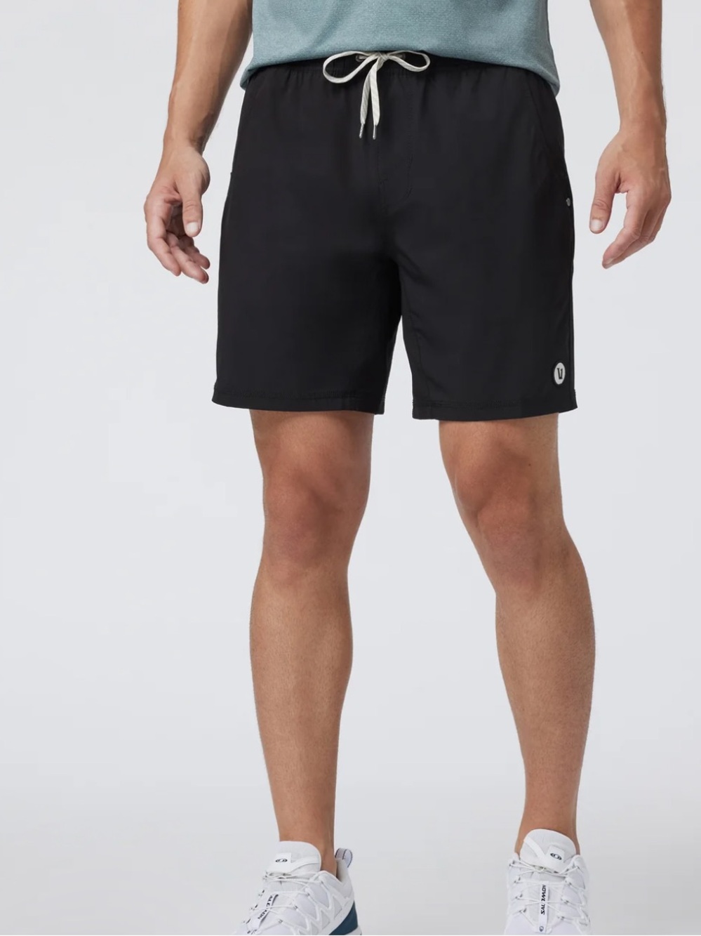Vuori Kore Short Lined  5” size M